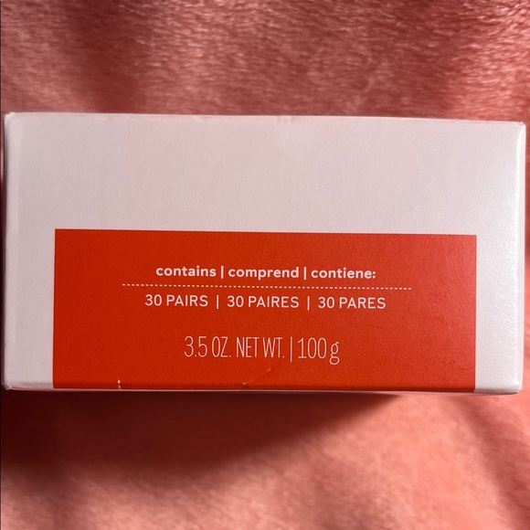 Mary Kay Pink Hydrogel Eye Patches - Picture 5 of 8